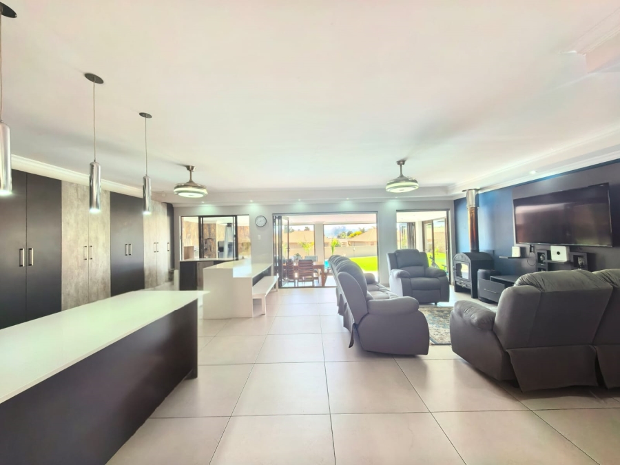 3 Bedroom Property for Sale in Vaalpark Free State